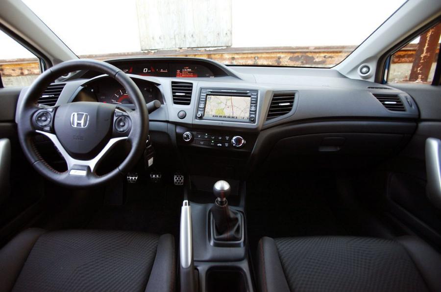  Honda Civic Si 2012 года  (фото 23 из 31)